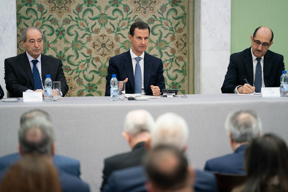 الرئيس الأسد يلتقي أعضاء السلك الدبلوماسي في وزارة الخارجية